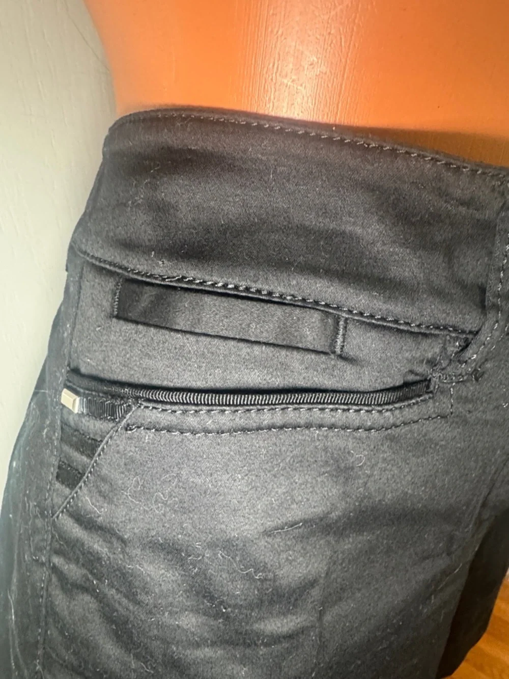 WHBM Black Stretch Cotton Shorts Mid Rise Sz 2 EUC $68 - Picture 2 of 12